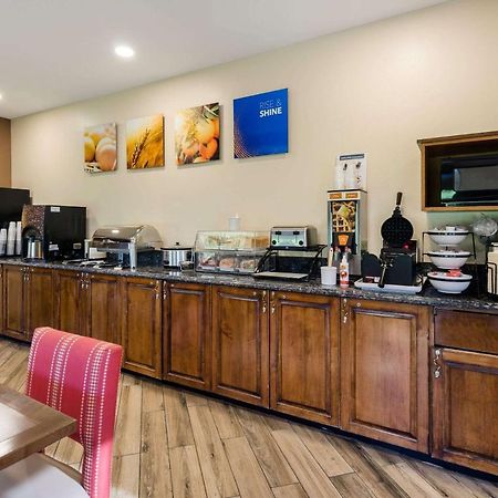 Comfort Inn Virginia Horse Center Lexington Buitenkant foto