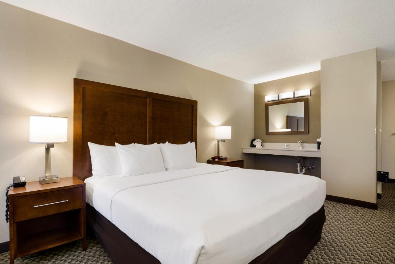 Comfort Inn Virginia Horse Center Lexington Buitenkant foto